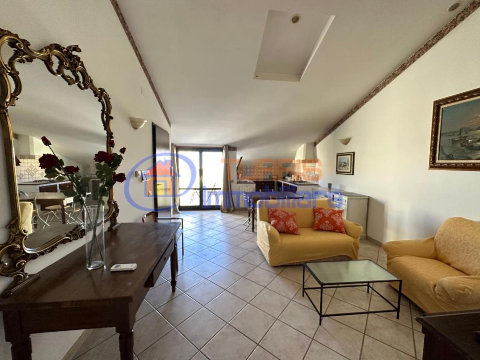 La Mansarda Di Via Galilei Apartment Porto Torres Luaran gambar