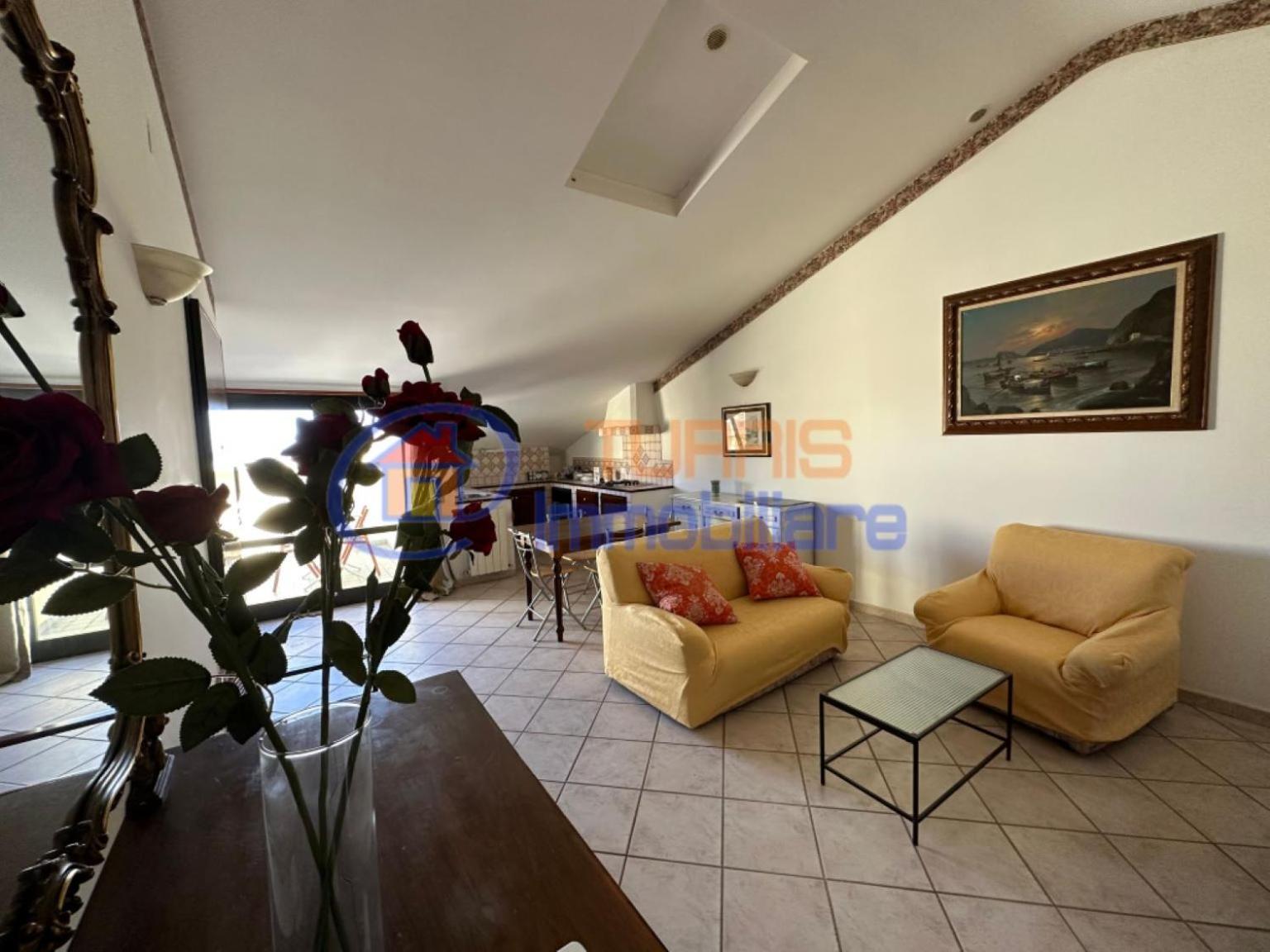 La Mansarda Di Via Galilei Apartment Porto Torres Luaran gambar
