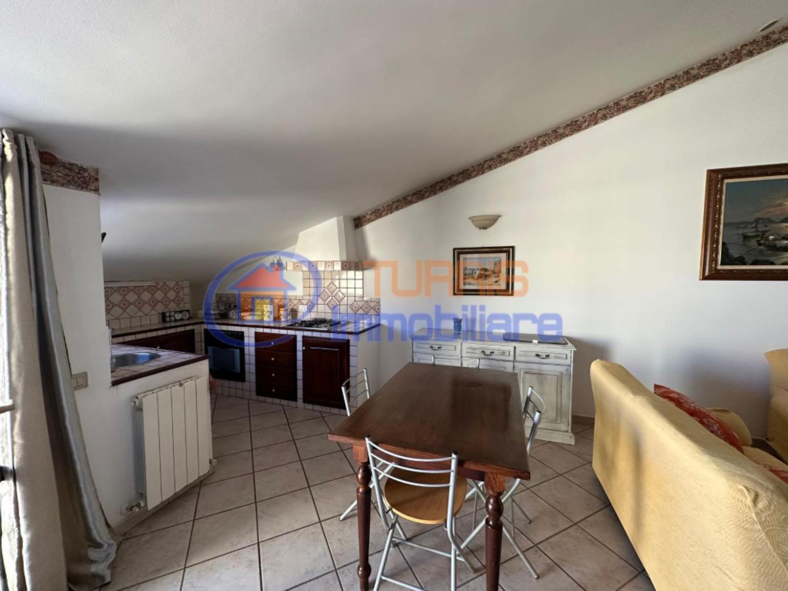 La Mansarda Di Via Galilei Apartment Porto Torres Luaran gambar