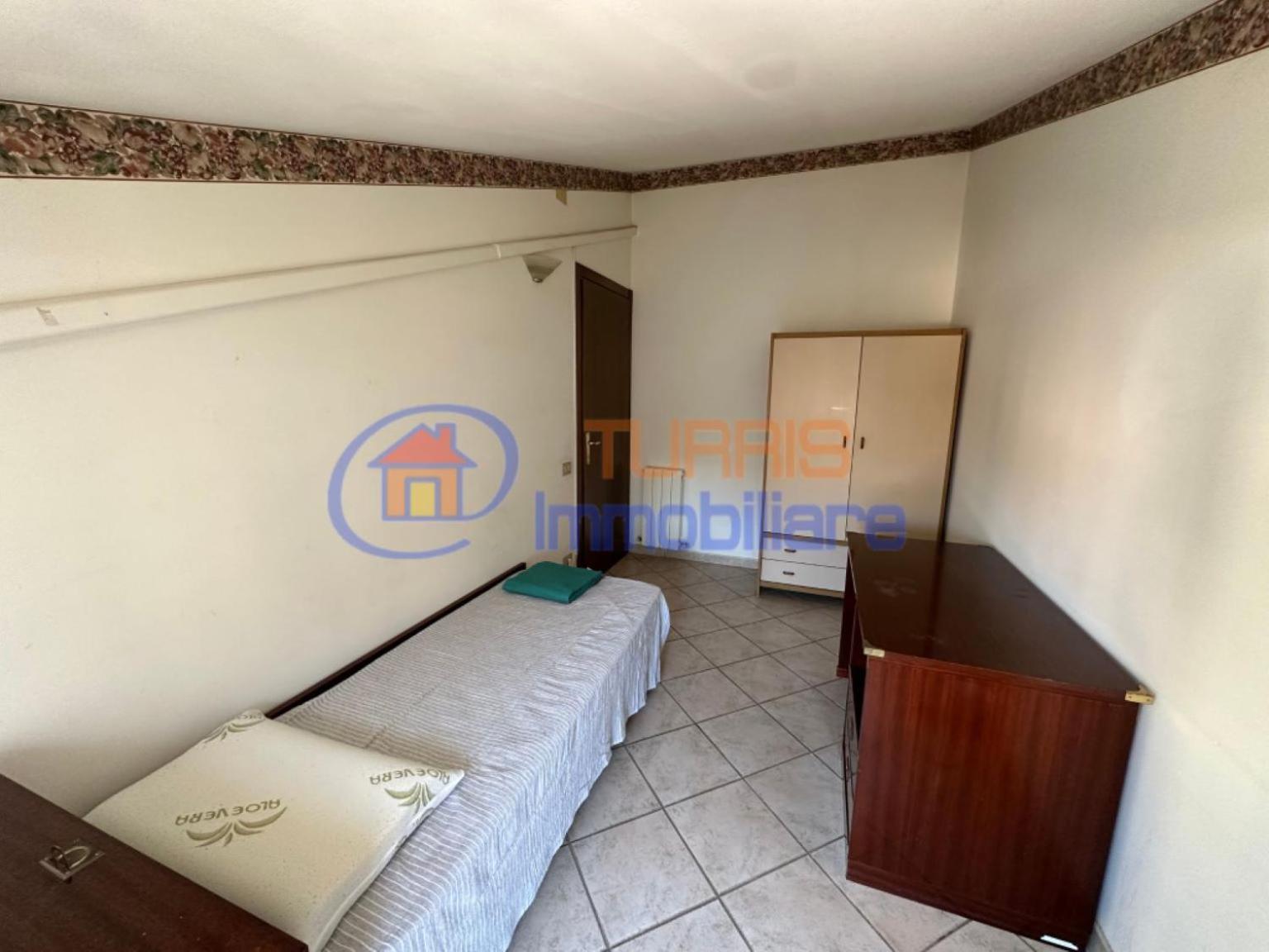 La Mansarda Di Via Galilei Apartment Porto Torres Luaran gambar